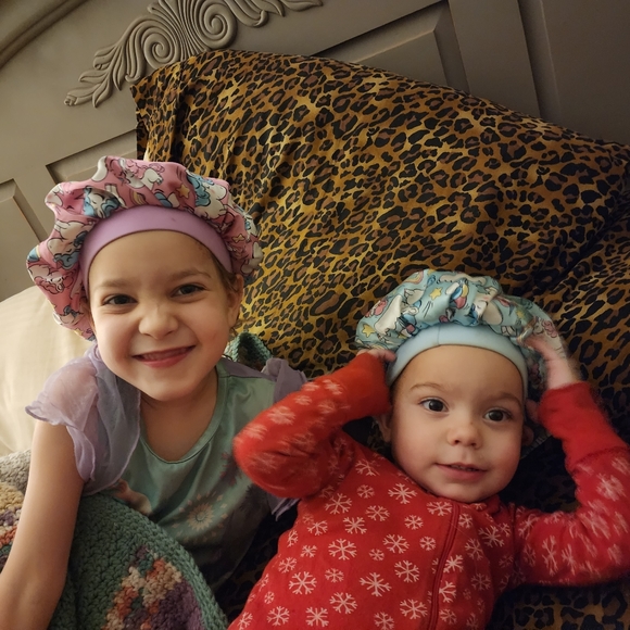 Meet your Posher, Cherish - Picture 2 of 4